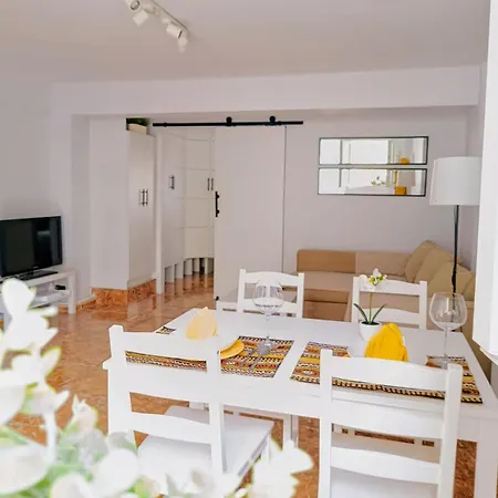 El Nido Apartment Santander Exterior photo